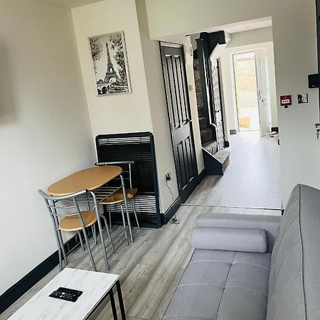 Green Lantern, Private En-Suite Double Bedroom Aveley Εξωτερικό φωτογραφία