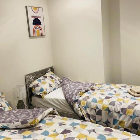 Green Lantern, Private En-Suite Double Bedroom Aveley Εξωτερικό φωτογραφία