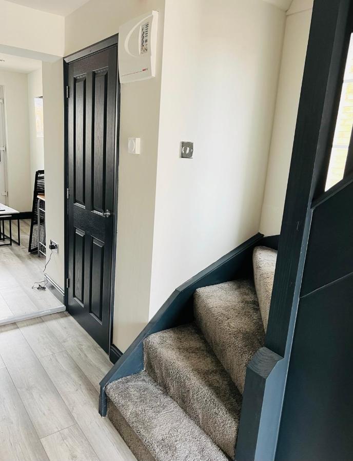 Green Lantern, Private En-Suite Double Bedroom Aveley Εξωτερικό φωτογραφία